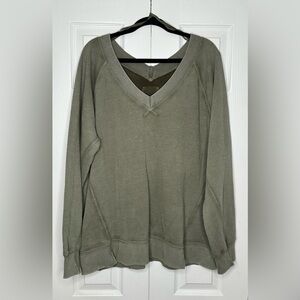 Aerie Size L - Olive-Toned V-Neck Pullover